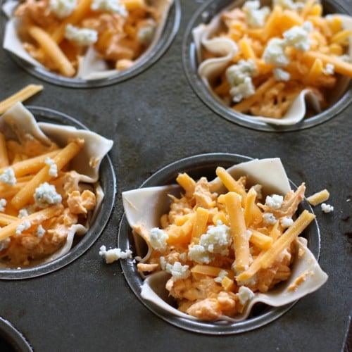 buffalo-chicken-cupcakes-filled