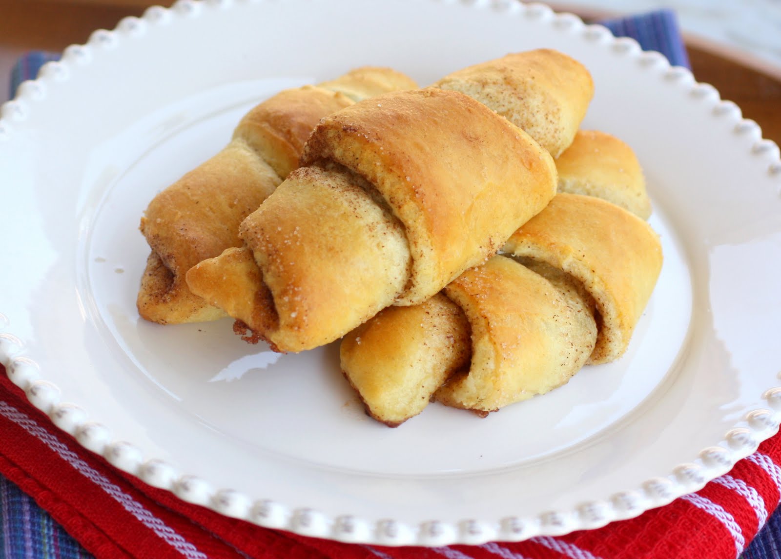 Cinnamon Crescent Rolls The Girl Who Ate Everything