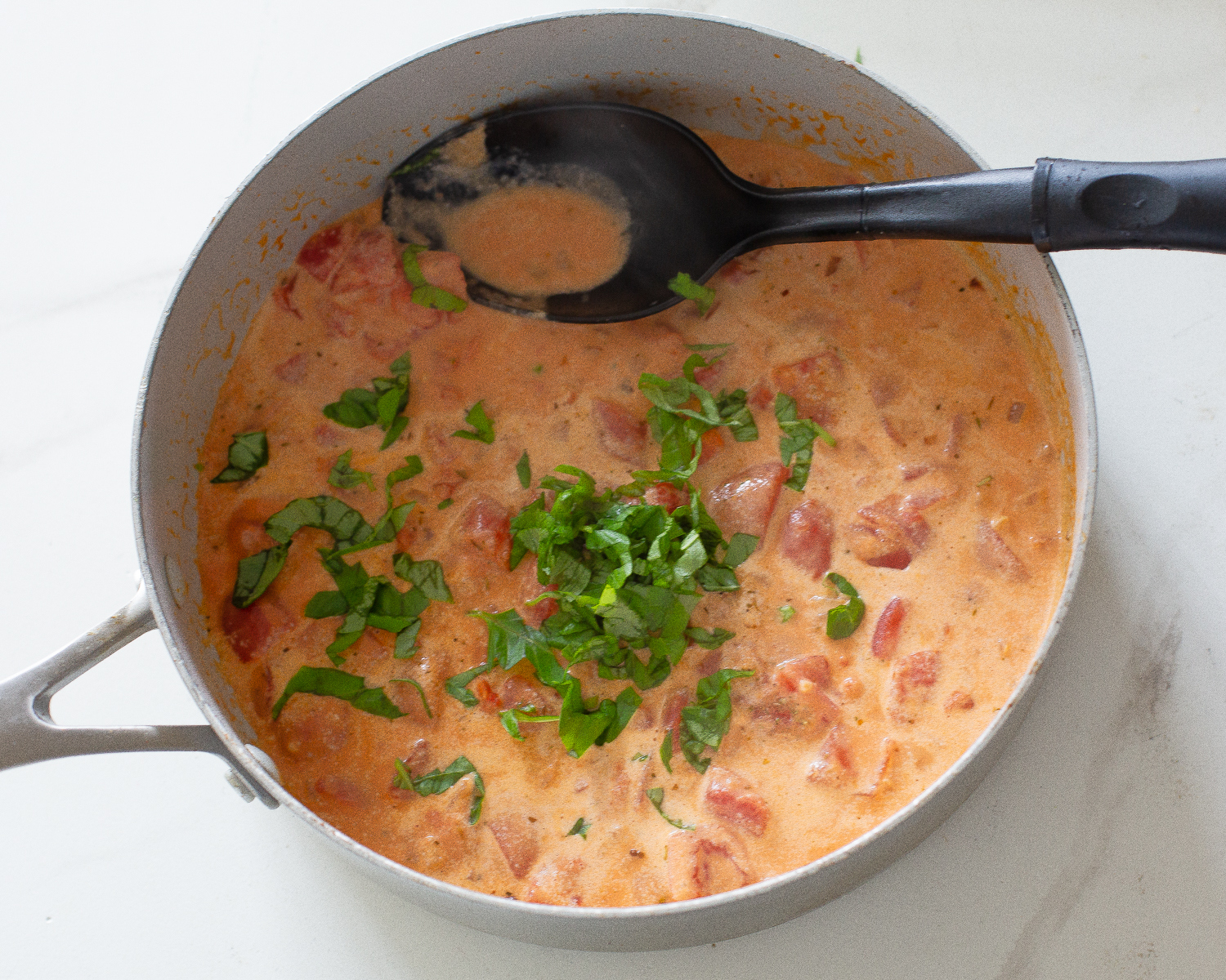 diced tomatoes with cream with basil