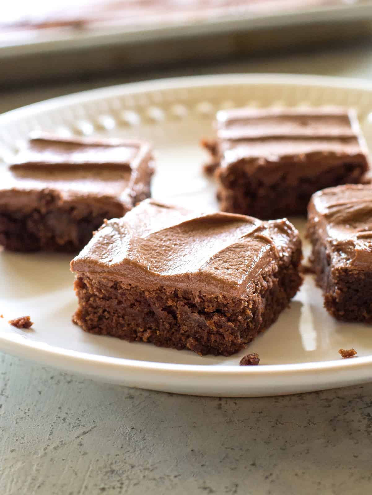 Easy One Bowl Brownies Recipe - 8 Ingredients and 10 Minutes!