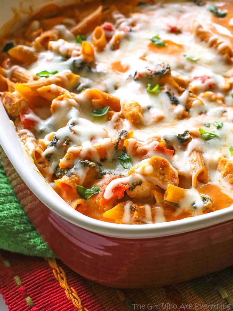 Healthy Three Cheese Penne - only 460 calories per serving which is 1/4 of this dish! the-girl-who-ate-everything.com