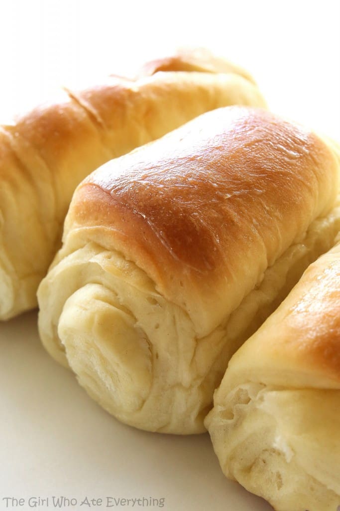 Lion House Rolls - my favorite roll!  Soft, smooth and unbelievable!  girl-who-eats-everything.com