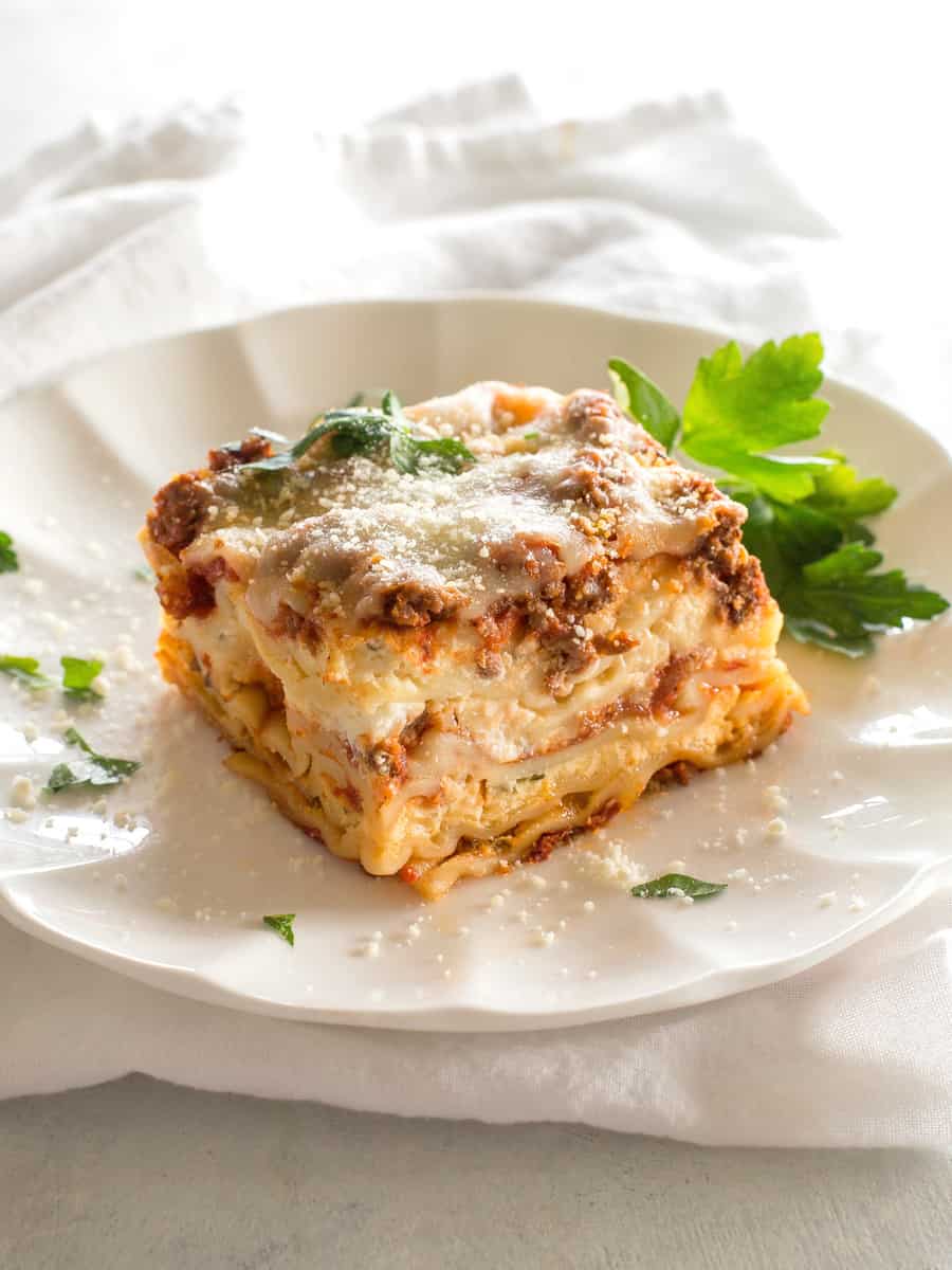 Crockpot Lasagna Recipe - The Girl Who