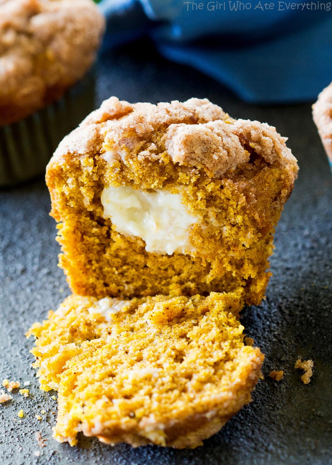 https://www.the-girl-who-ate-everything.com/wp-content/uploads/2011/10/pumpklin-cream-cheese-muffins-6-1.jpg