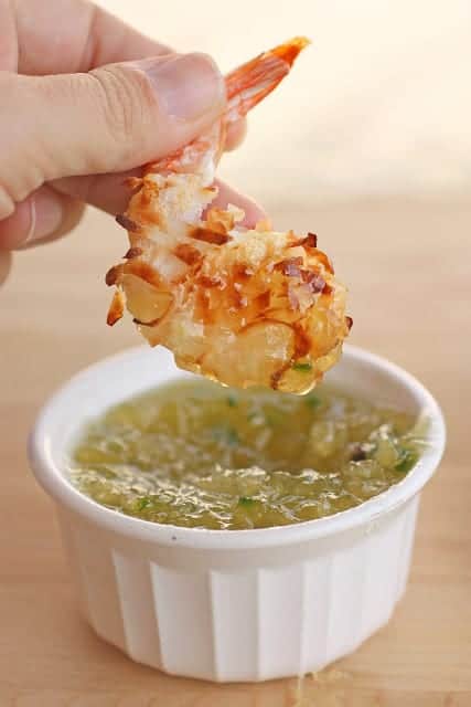 https://www.the-girl-who-ate-everything.com/wp-content/uploads/2012/10/Baked-coconut-shrimp-dip-source.jpg