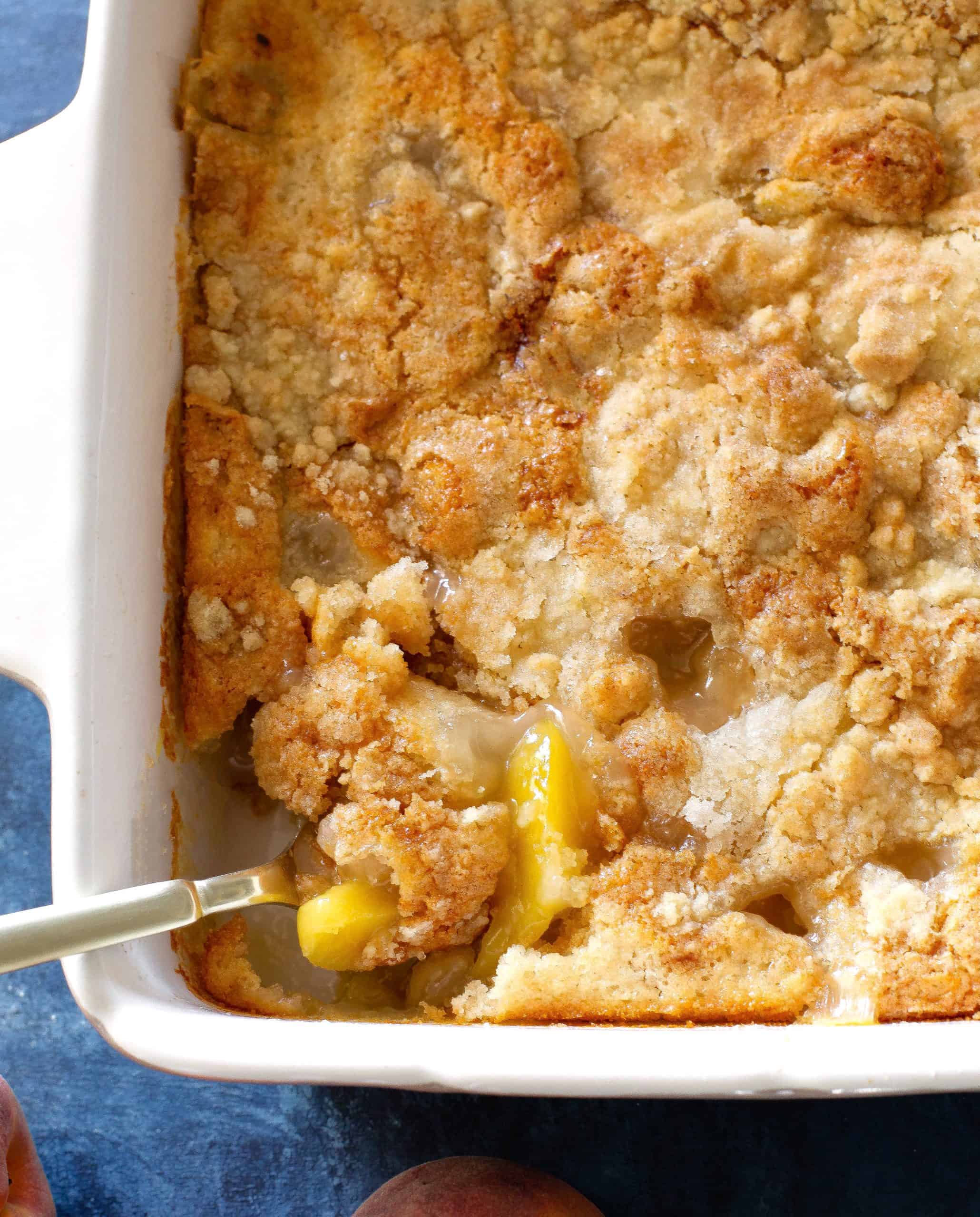 Easy Peach Cobbler (4 Ingredients) - The Girl Who Ate Everything