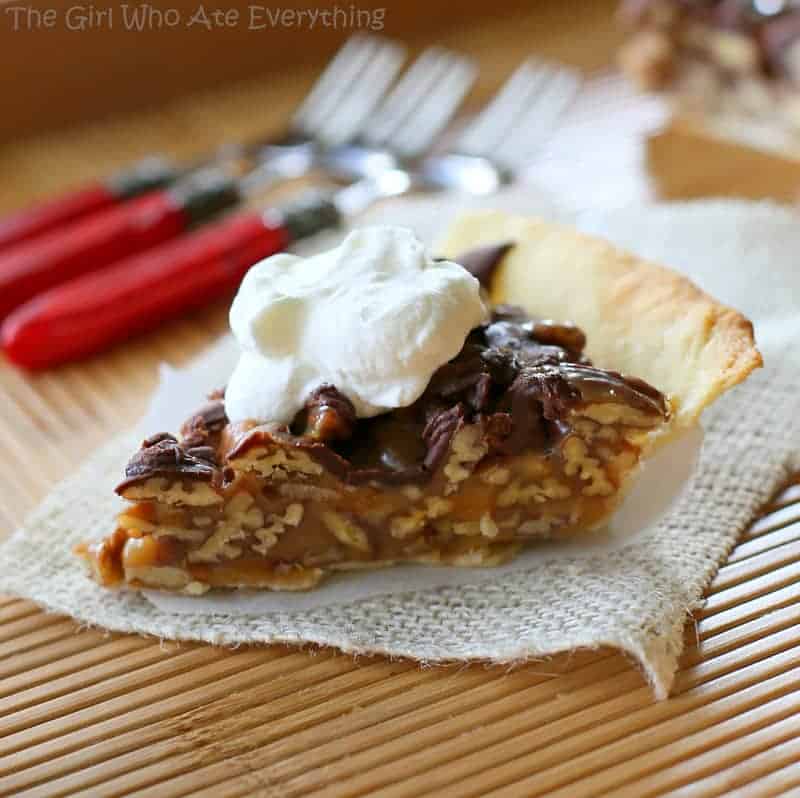 Praline Turtle Pie - Layers of caramel, pecans, and chocolate. So easy and decadent. the-girl-who-ate-everything.com