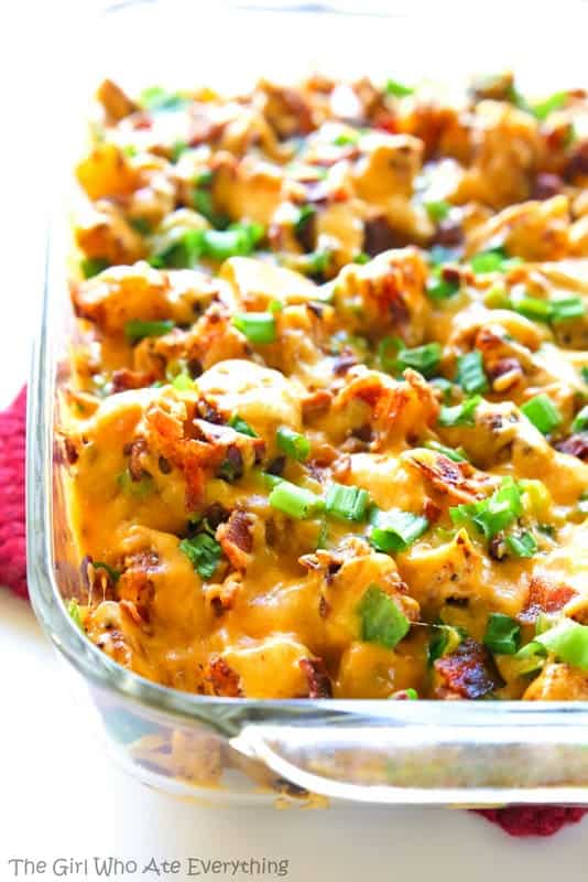 Buffalo Chicken and Potato Casserole - buffalo flavored chicken and potatoes topped with cheese, bacon, and onions. the-girl-who-ate-everything.com