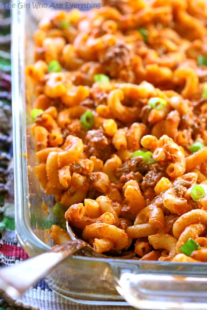 Easy Taco Bake - A pasta dish that tastes like a taco! the-girl-who-ate-everything.com