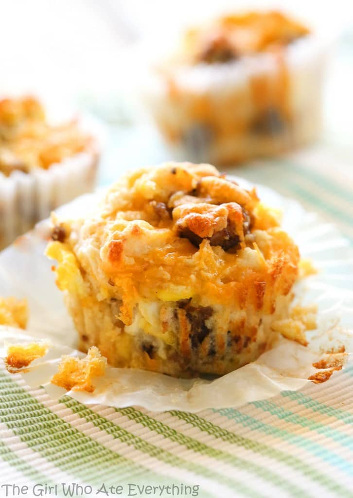 On-the-Go Breakfast Muffins - sausage and egg muffins that can be made ahead and great for on-the-go early weekday mornings. the-girl-who-ate-everything.com