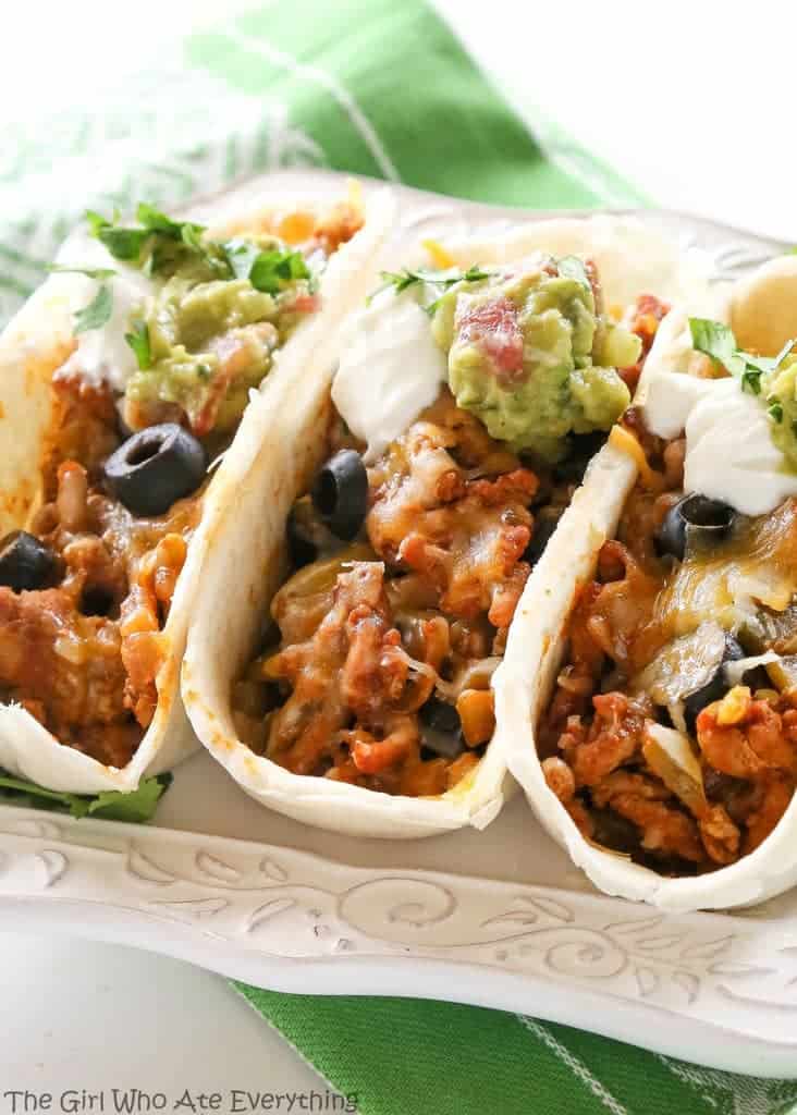 These Green Chile Turkey Tacos are packed with flavor and so easy. Green chilies and olives are added to the meat mixture. Even non-turkey lovers won’t complain about these tasty tacos. the-girl-who-ate-everything.com 