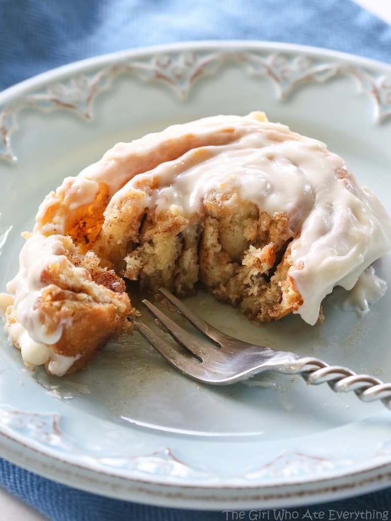 Soft Cinnamon Rolls - no-fail cinnamon rolls that are so soft and covered with cream cheese frosting. the-girl-who-ate-everything.com