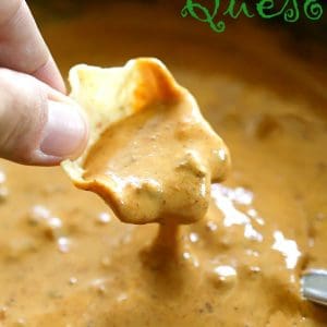 Chili's Queso - a copycat version of the famous cheesy dip. the-girl-who-ate-everything.com