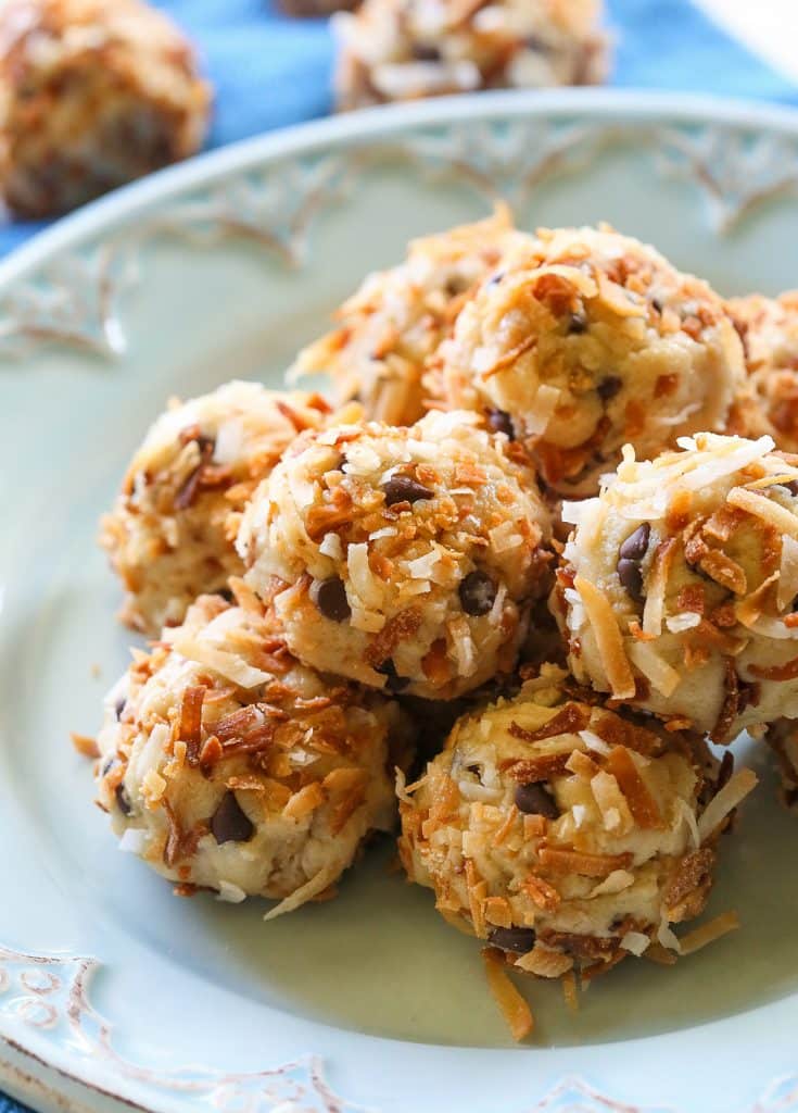 Toasted Coconut Cookie Dough Bites - these are delicious and super easy! the-girl-who-ate-everything.com
