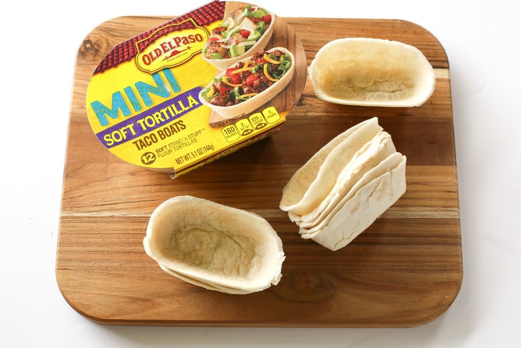 Bacon Cheeseburger Mini Boats - my family was skeptical but loved them! the-girl-who-ate-everything.com