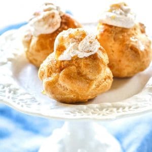 Churro Cream Puffs - the-girl-who-ate-everything.com