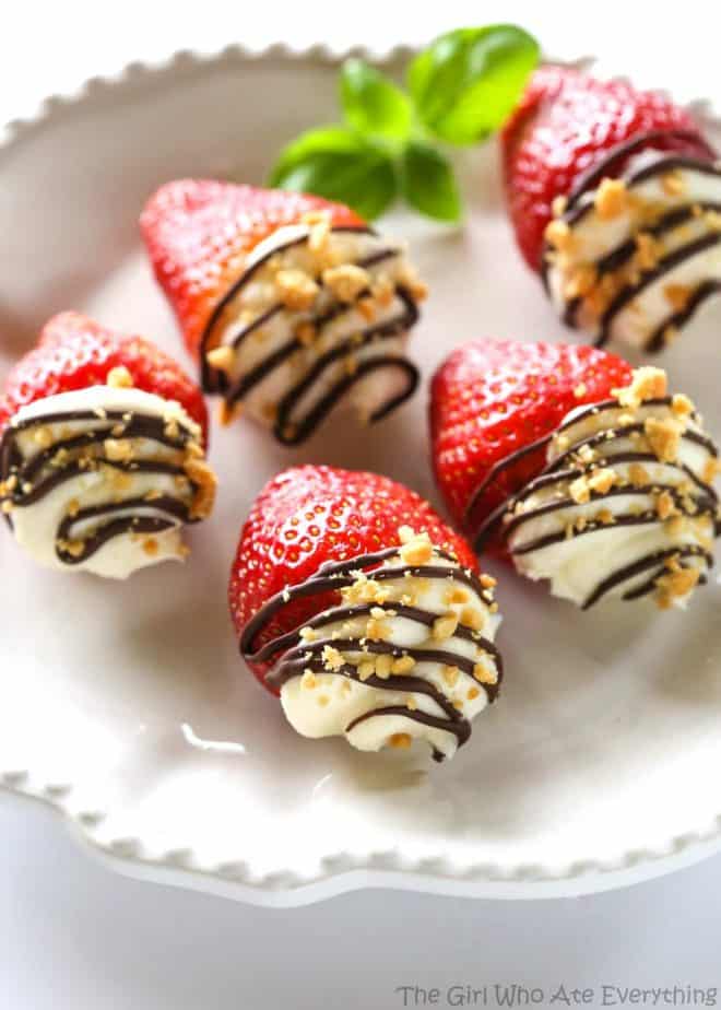 Mascarpone Stuffed Strawberries