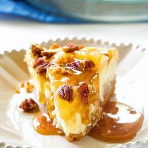 Caramel Apple Cheesecake - the easiest cheesecake with a graham cracker crust, apples, caramel, and nuts. the-girl-who-ate-everything.com