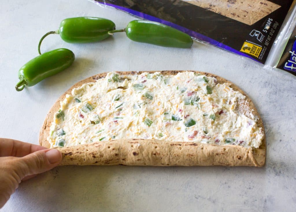 Jalapeno Popper Pinwheels - creamy and spicy pinwheels that can be eaten hot or cold. the-girl-who-ate-everything.com