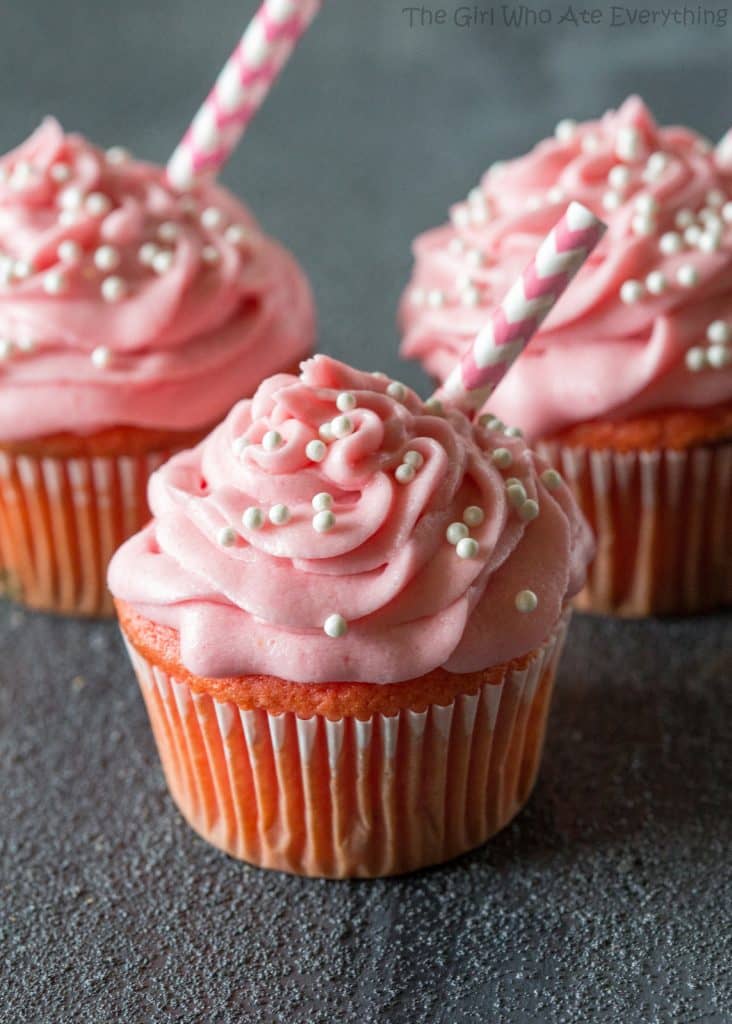 Strawberry Milkshake Cupcakes - bursting with strawberry flavor and so soft! the-girl-who-ate-everything.com