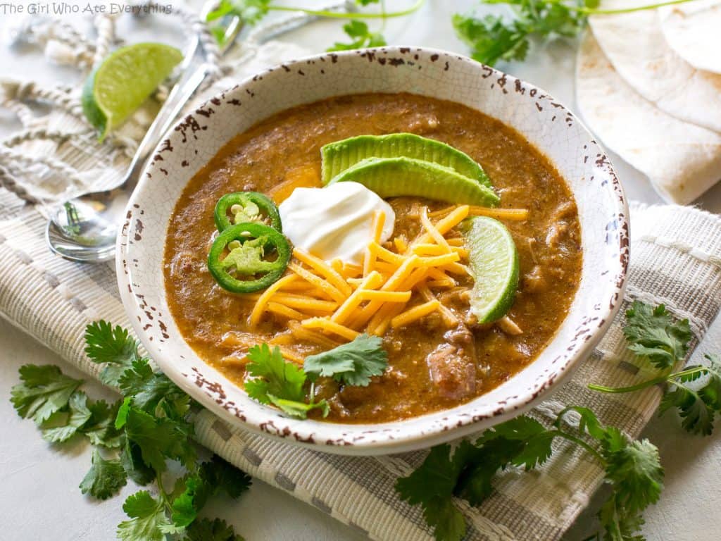 Green Enchilada Pork Chili - warm, spicy, and so good. the-girl-who-ate-everything.com