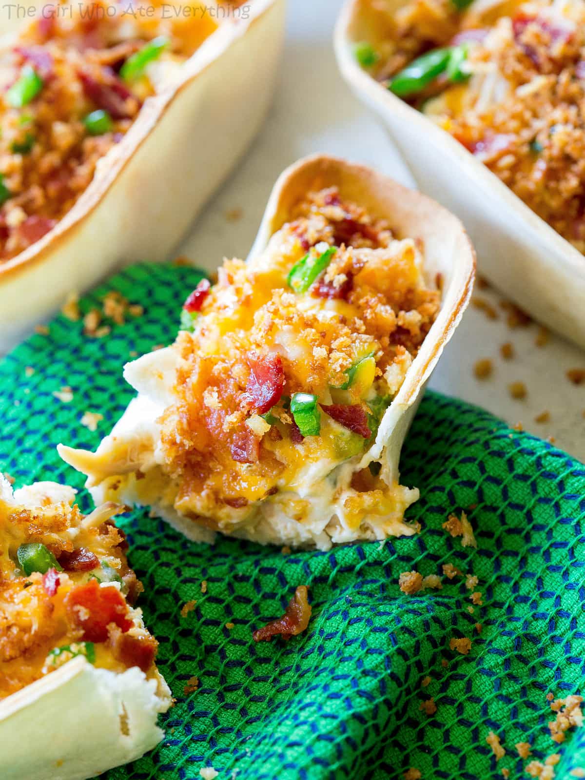 Jalapeno Popper Chicken Tacos - so good! Creamy, a little spicy, and with crunchy Panko topping on top! the-girl-who-ate-everything.com