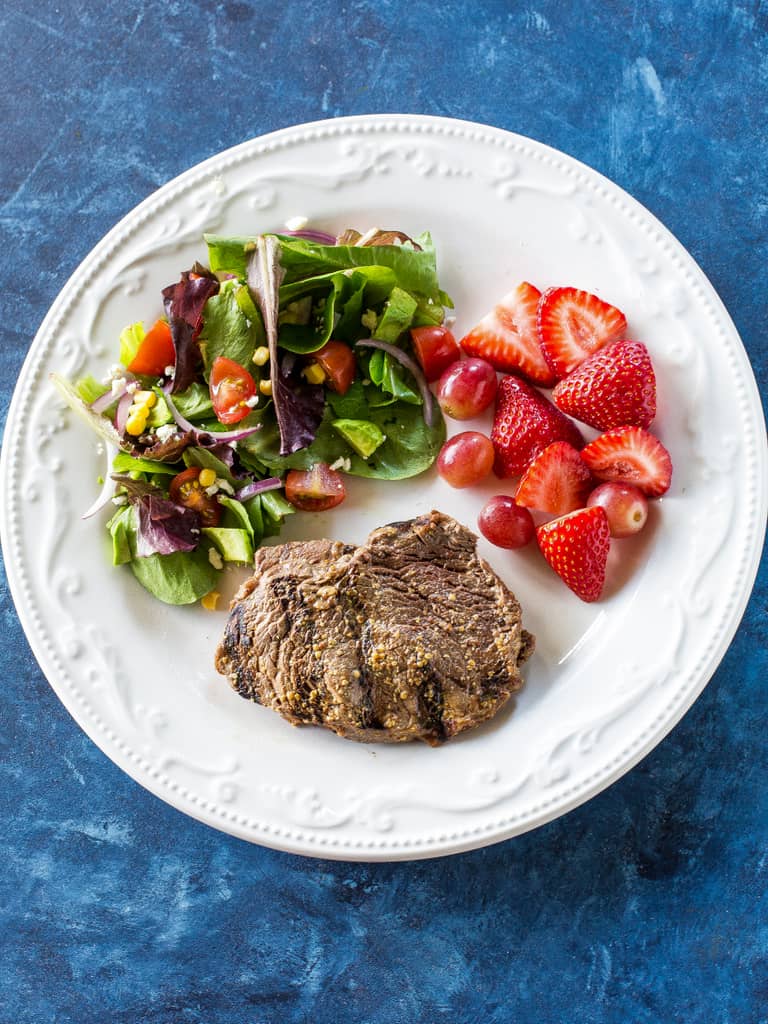 Get your grill on with this lean Garlic Mustard Sirloin. It's a easy dinner ready in under 30 minutes that is packed with flavor and protein.