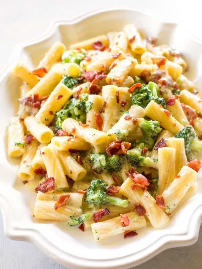 OnePot Bacon Broccoli Pasta (+VIDEO) The Girl Who Ate Everything