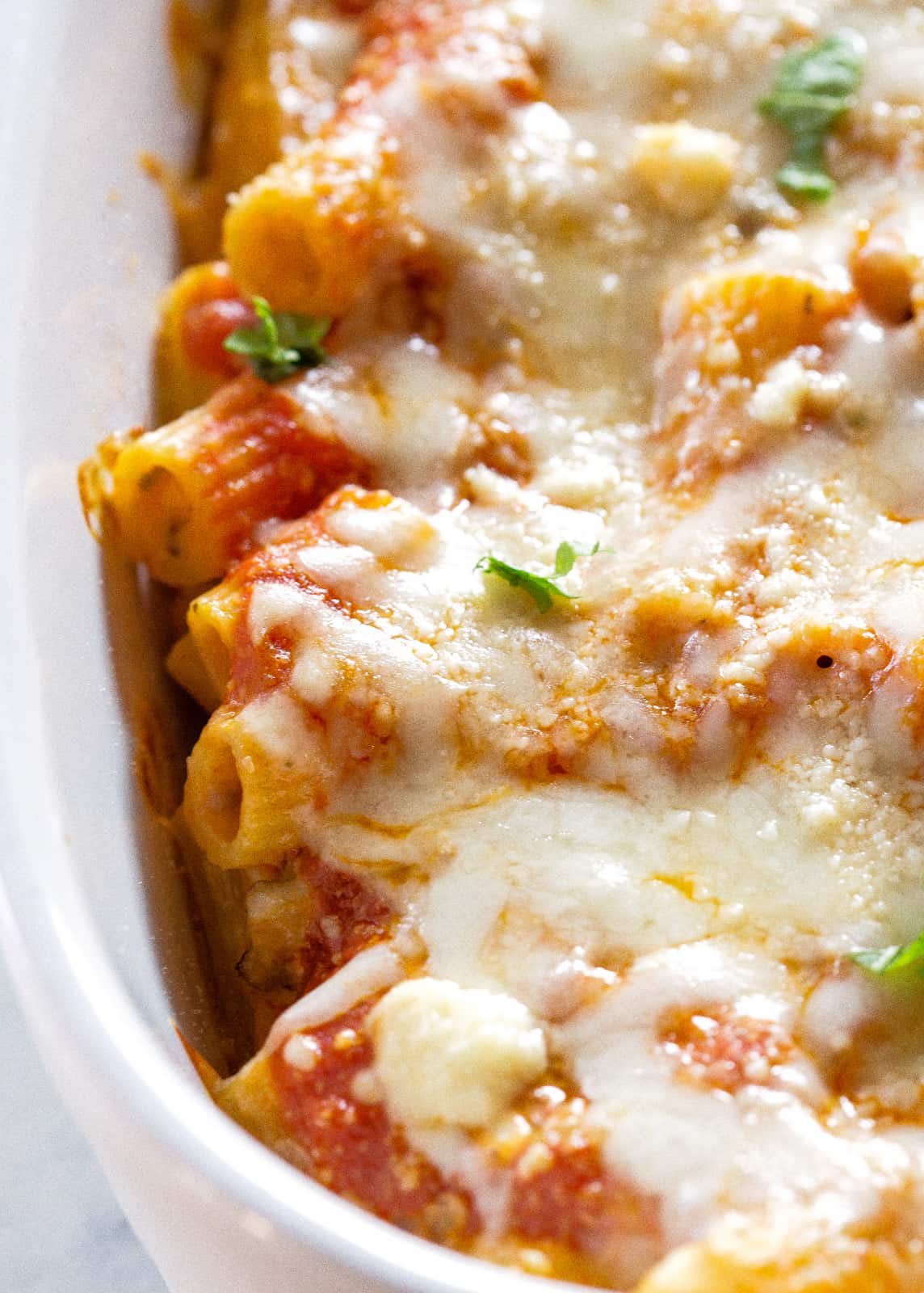The Best Baked Ziti Recipe (VIDEO) - The Girl Who Ate Everything