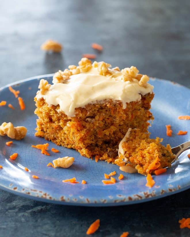 carrot cake with bite
