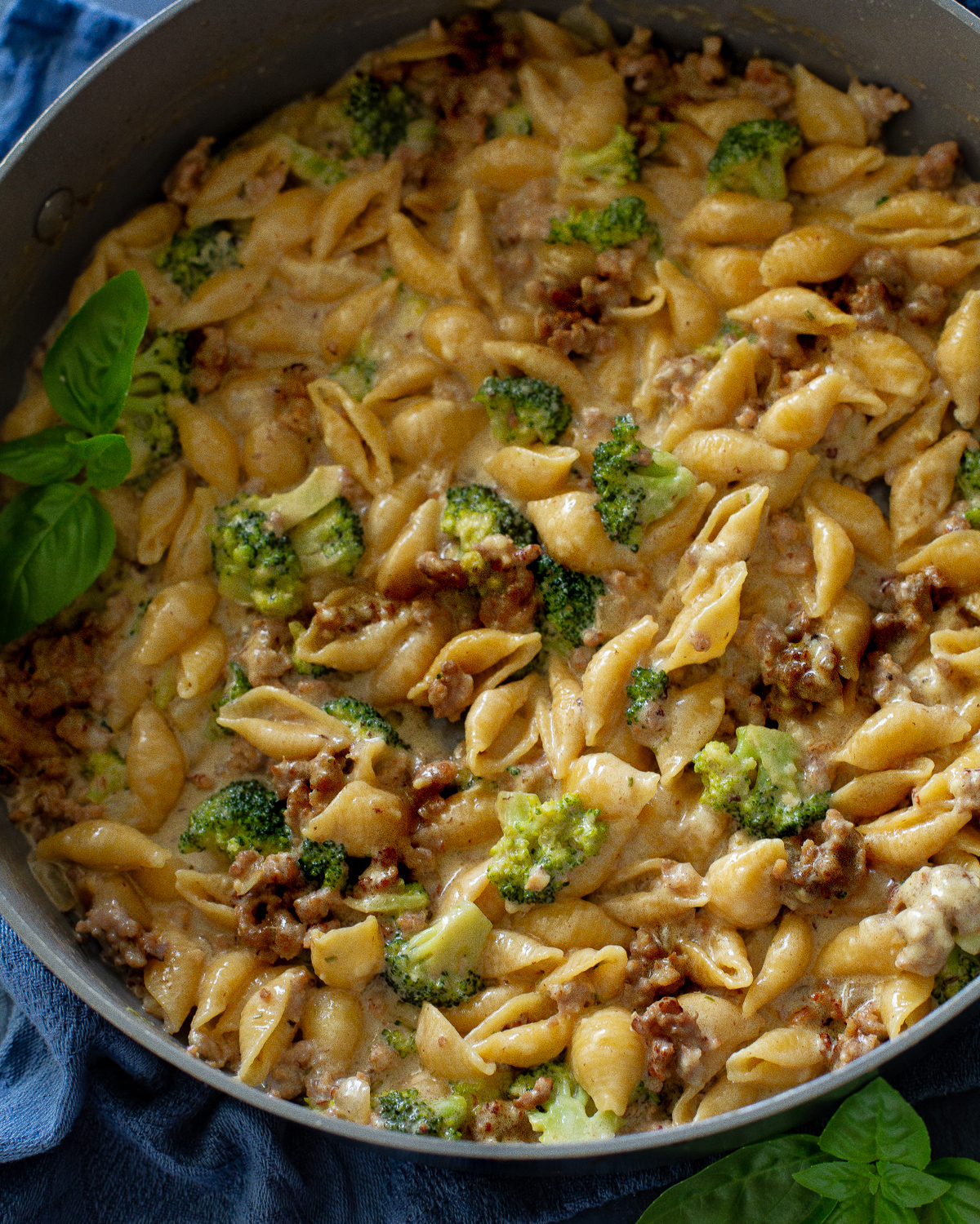 One-Pot Sausage Broccoli Pasta