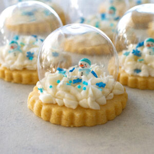 snow globe cookies
