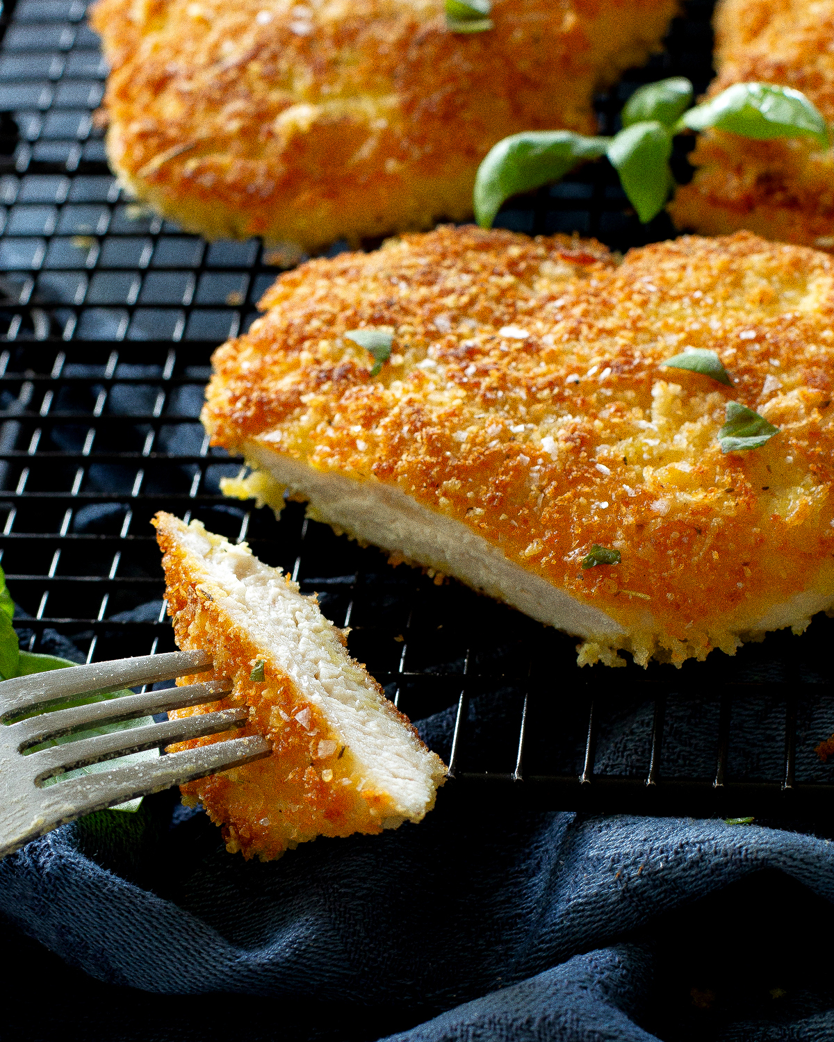 Chicken Cutlets are flavorful crispy chicken that are seasoned to perfection. This quick and easy dinner is a crowd pleaser! #chicken #cutlets